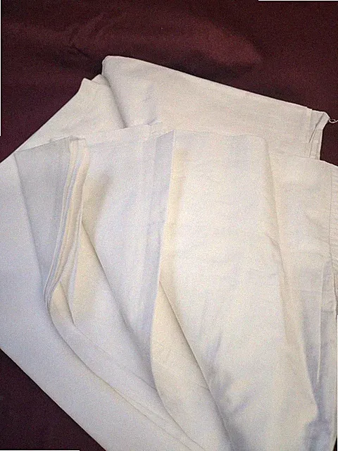 100% Organic cotton By Coyuchi Queen Solid Flat Sheet and 2 pillow cases